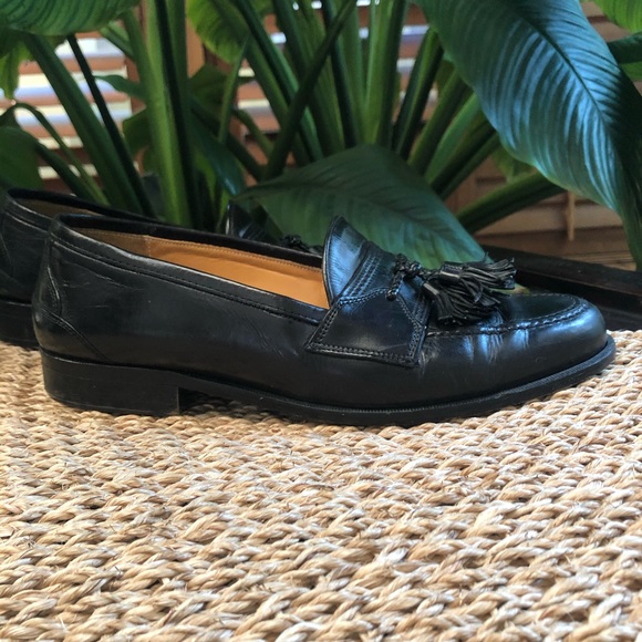 Johnson & Murphy Tassel Black Leather Loafer - Picture 5 of 8